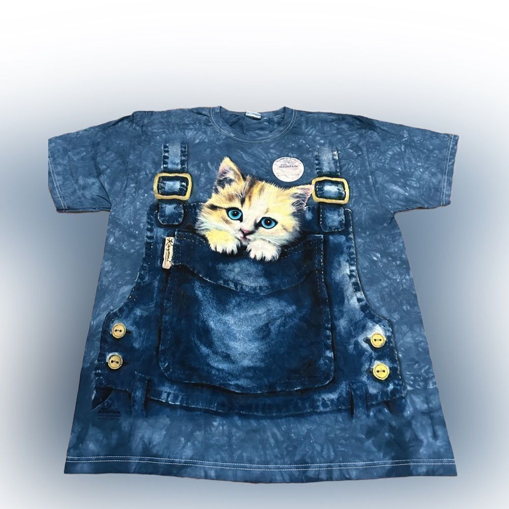 The Mountain Kitten in Overalls Cat Tshirt NWT